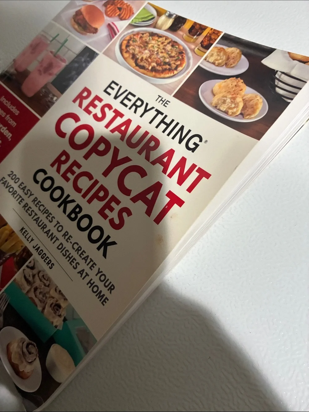 The Everything Restaurant Copycat Recipes Cookbook — White Cover